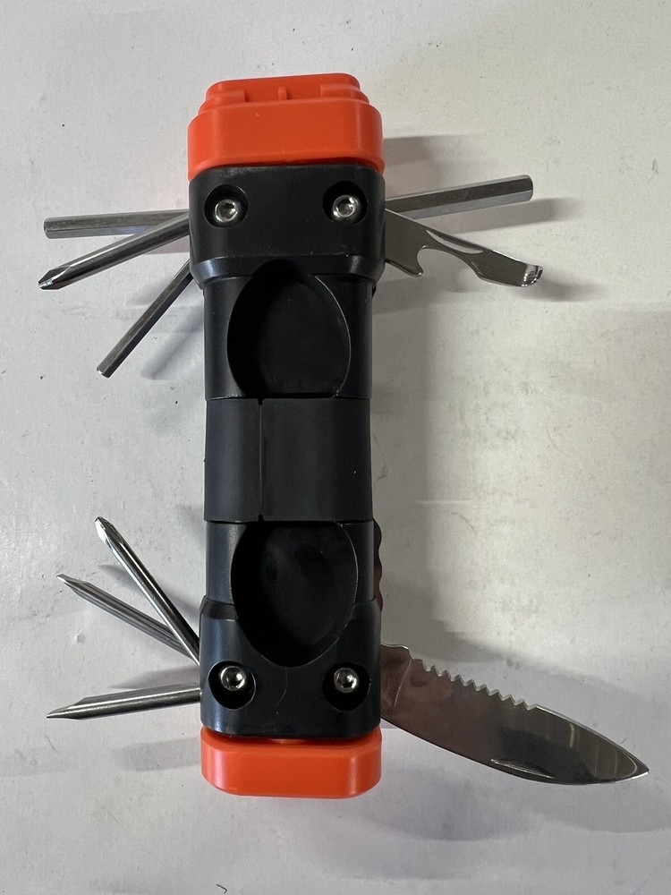 NRA-ILA Multi-Function Tool Set With Flashlight