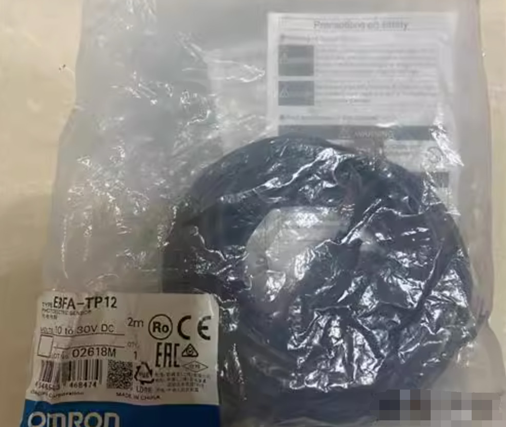 1PC New Omron Photoelectric sensor E3FA-TP12 2M #LL