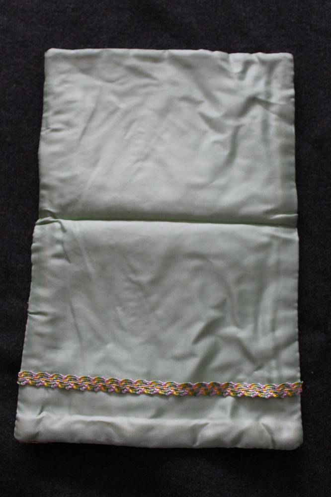 Original WW2 U.S. AAF Jefferson Barracks "Sweetheart" Gift Cloth Hankie Holder