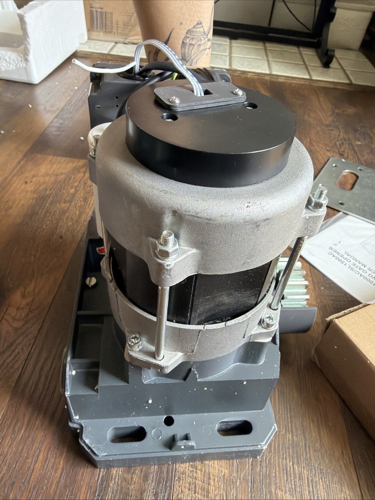 Co-Z Sliding Gate Opener