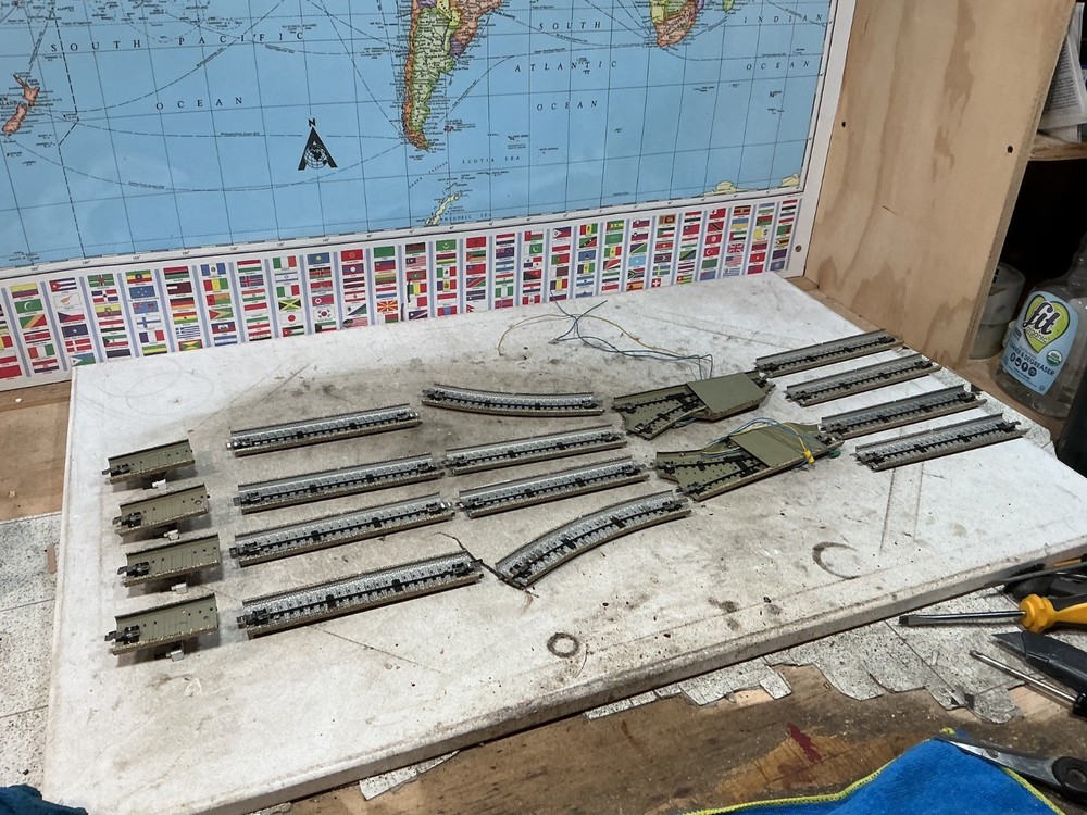 Marklin M Track - SET H0 scale End Station Loading Area