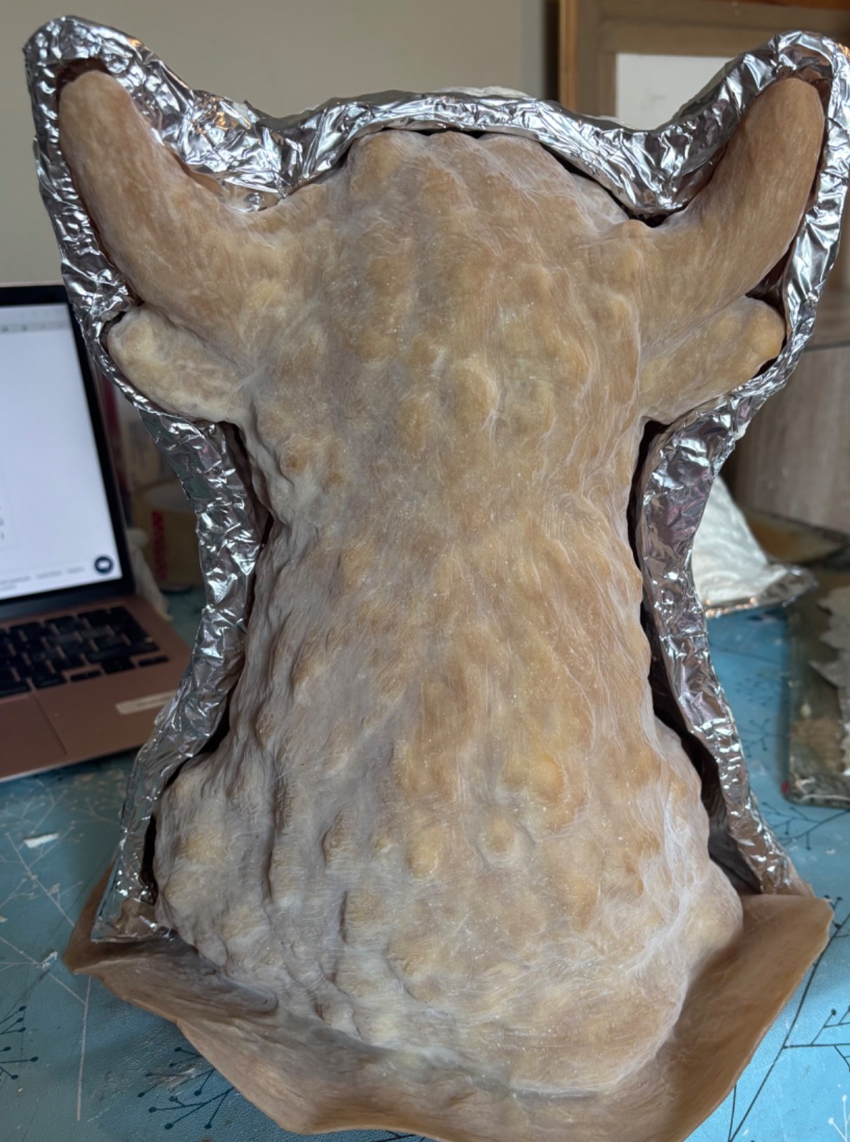 Latex mould WITH FOAM SUPPORT CASE for making this Stunning LARGE COW STATUE