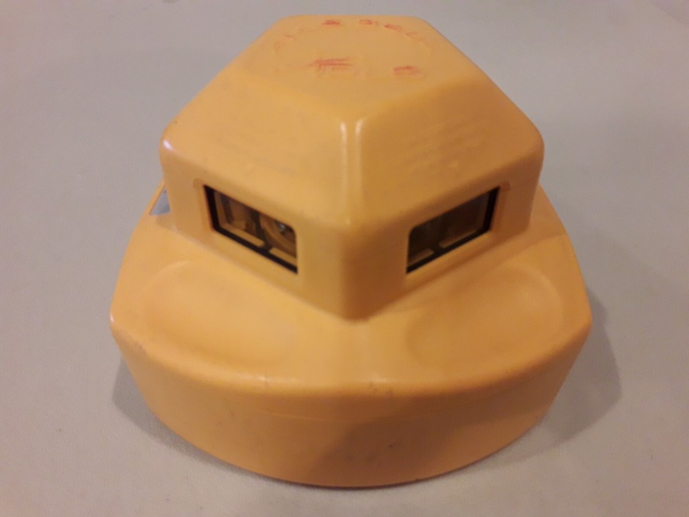 Pacific Laser Systems PLS 360 - Radial/Rotary Laser level Tool & Bracket