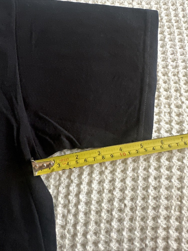 KISS SHIRT PRE-OWENED SIZE M VINTAGE ROCK AND ROLL OVER