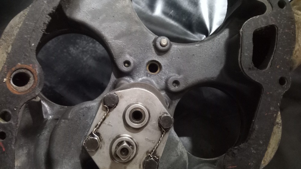 530007 O-300 C-145 CONTINENTAL ACCESSORY CASE AIRCRAFT ENGINE