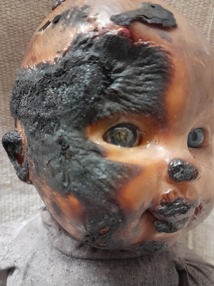 Val / Haunted Doll / READ DESCRIPTION