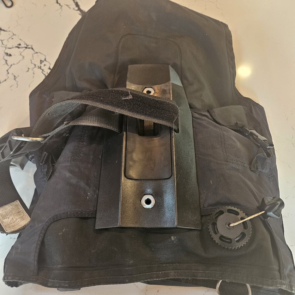 PHANTOM GENESIS SCUBA VEST BUOYANCY COMPENSATOR Size Large