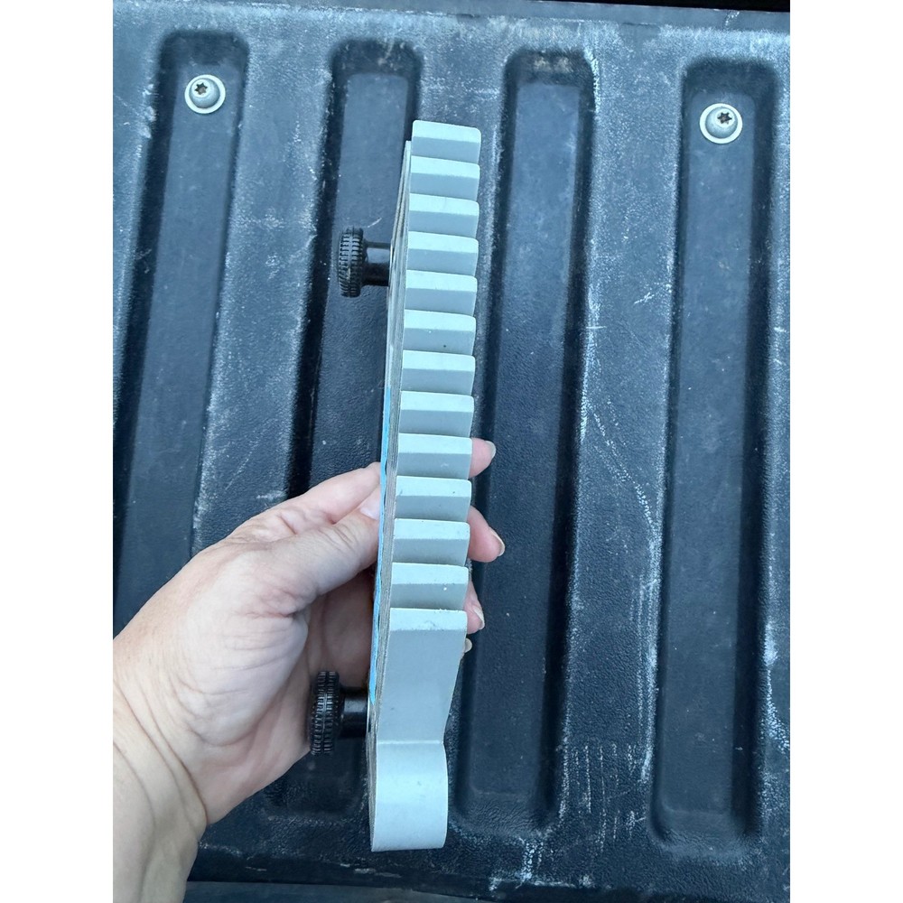 Shopsmith Featherboard Woodworking Safety Jig Gray with Adjustable Knobs