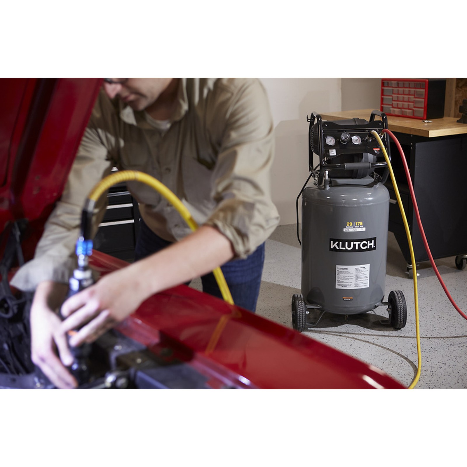 Klutch 29-Gallon Air Compressor, 2.5 HP, 120 Volts, 175 PSI