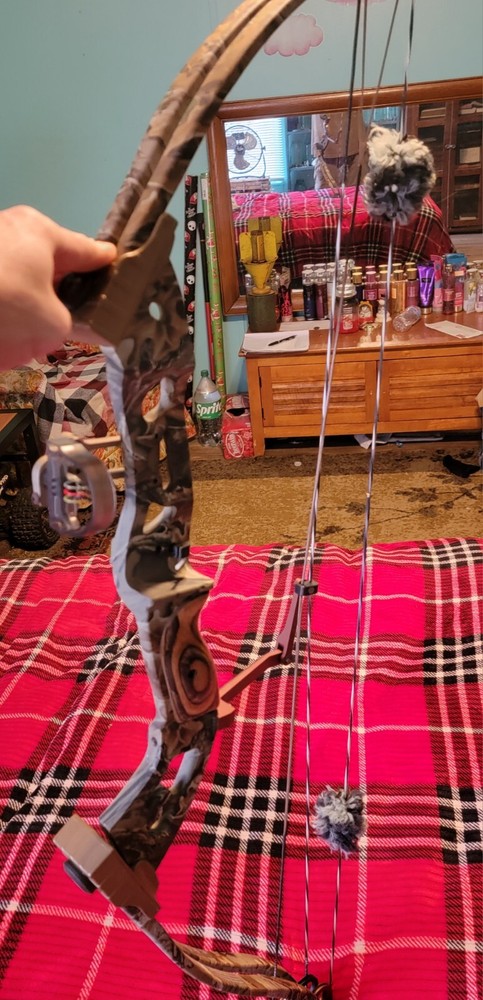 Fred Bear Code Compound Bow + Arrows and Case + QUICK shot Minty