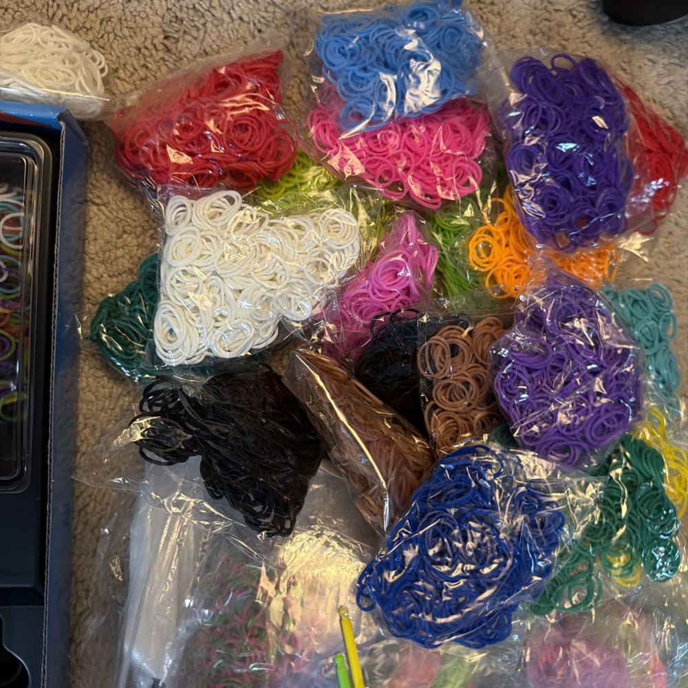 Huge Rainbow Rubber Bands Lot Includes Rainbow Loom Kit