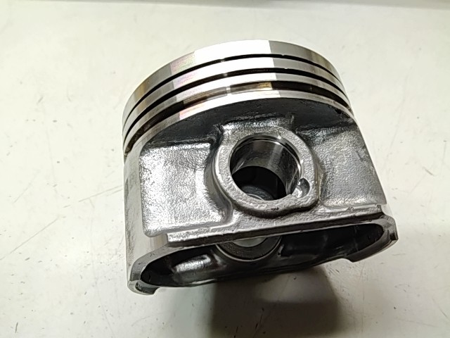 Piston - 2000 Polaris NOS