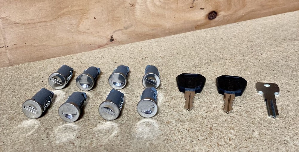 Thule 450800 One-Key Lock System - 8 Pack