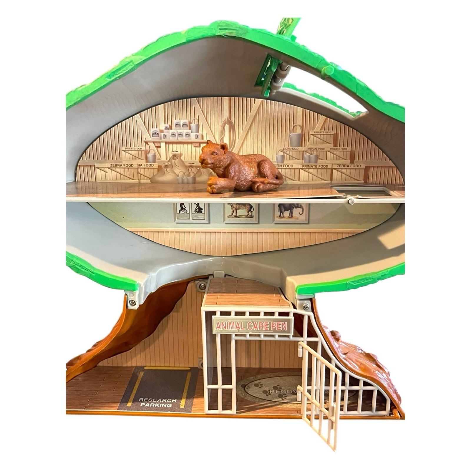 Disney Animal Kingdom Tree of Life Playset House