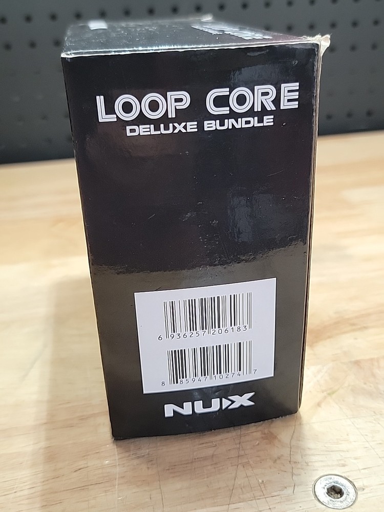 NUX Loop Core Deluxe Bundle includes Dual Foot switch 24 Bit BRAND NEW!