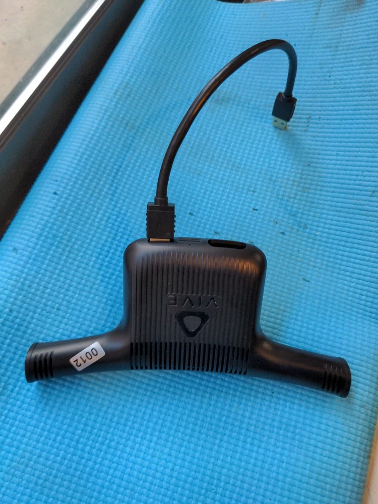 HTC Vive Wireless Adapter VR Headset Module 2Q4L100 Black - Adapter Unit Only