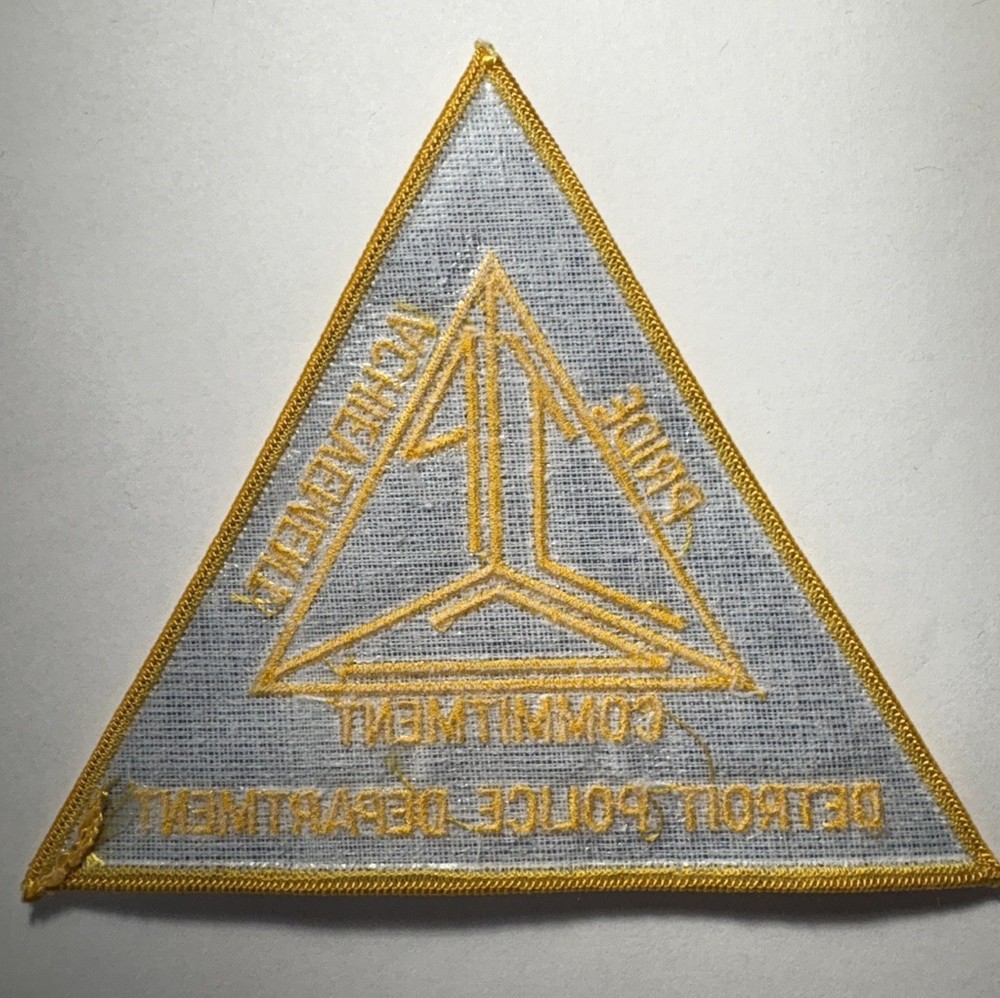 Detroit Michigan Police Patch ~ Pride - Achievement - Commitment ~ RARE