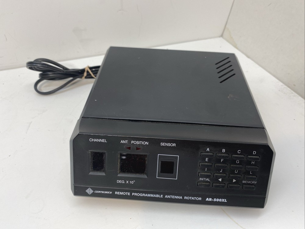 Centronics AR-500xl Programmable Antenna Rotator Controller Powers On