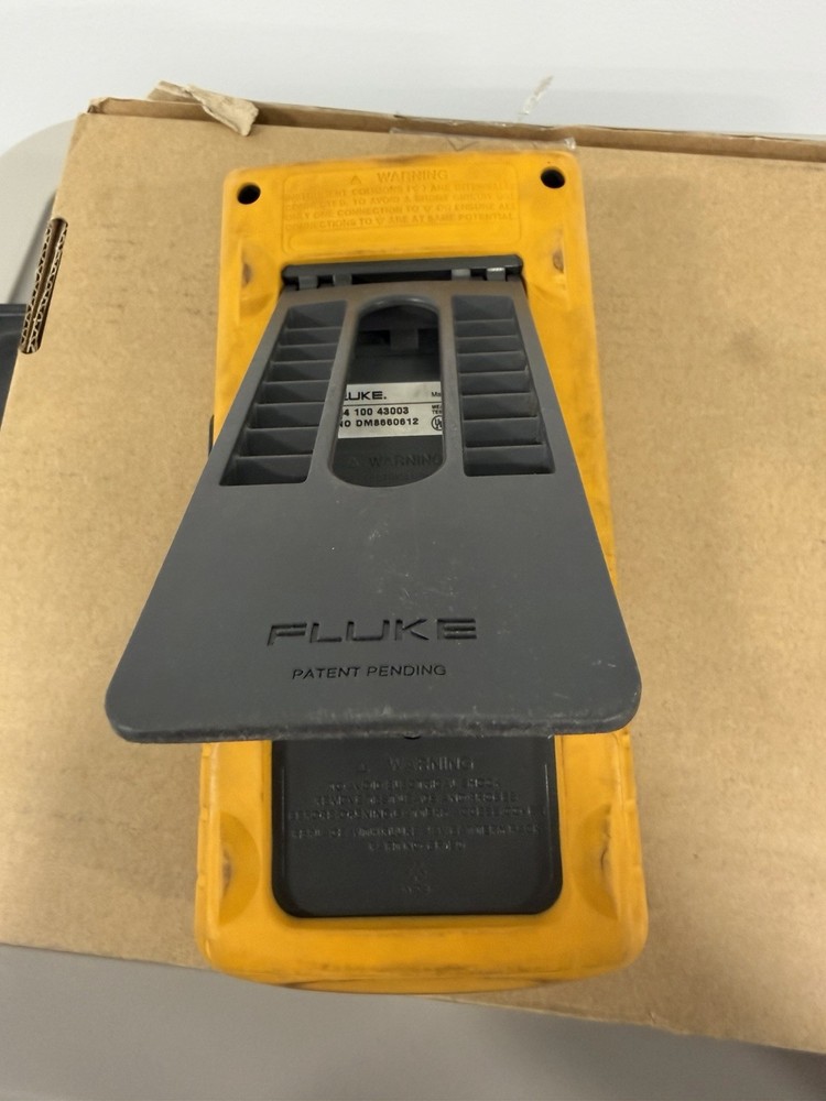 Fluke 43B Handheld Power Quality Analyzer