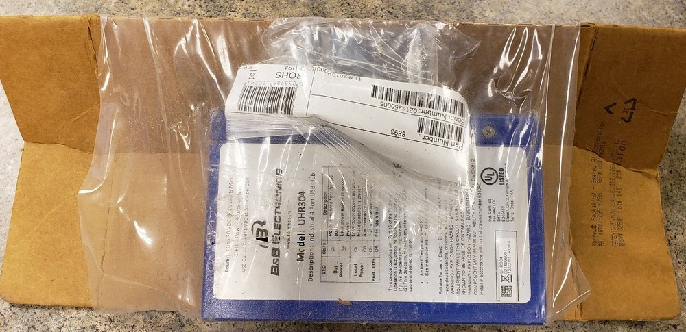 Advantech B&B Electronics Full Speed USB Isolator UHR304