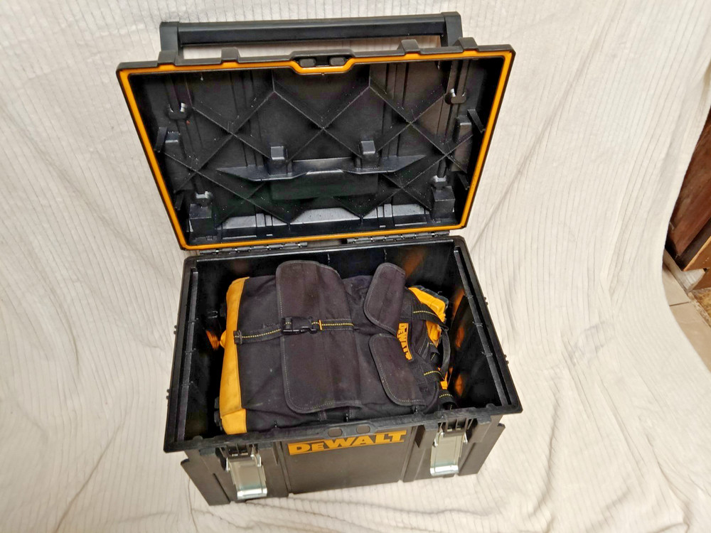 DeWalt Toughsystem Modular Cordless Tools Toolbox Backpack Contractors Combo Set