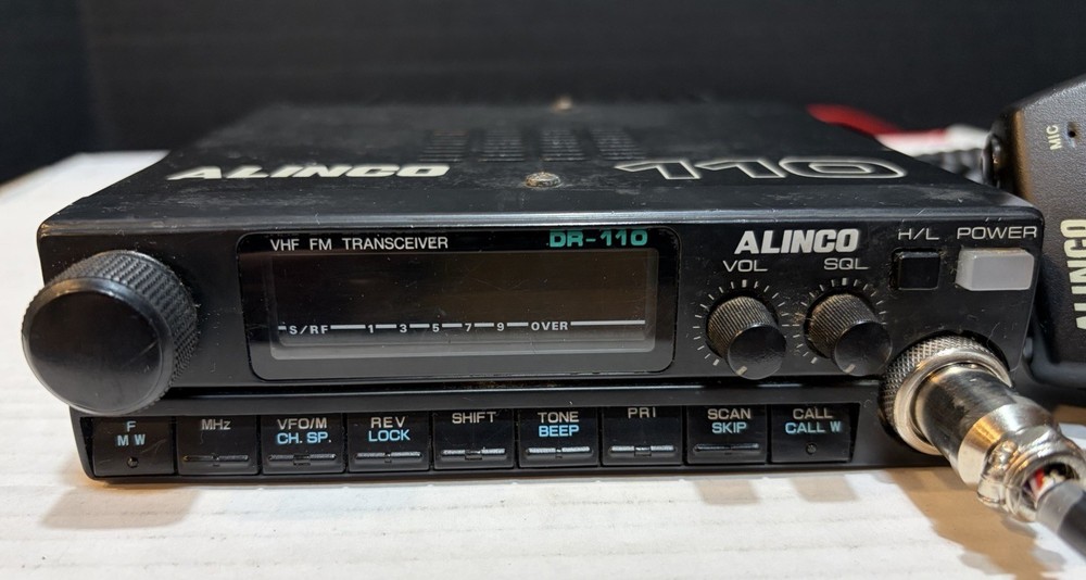 Vintage Alinco DR-110 VHF FM Transceiver & Microphone UNTESTED