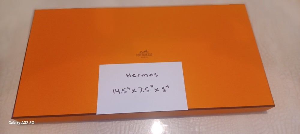 HERMES MEDIUM GIFT BOX 14.5" X 7.5" X 1" WITH TISSUE