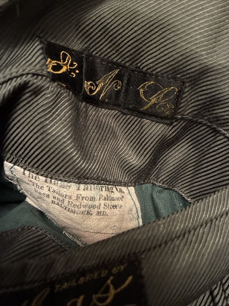 ORIGINAL WWII US ARMY OFFICER CLASS A DRESS JACKET- Small-with hat size 7 1/8