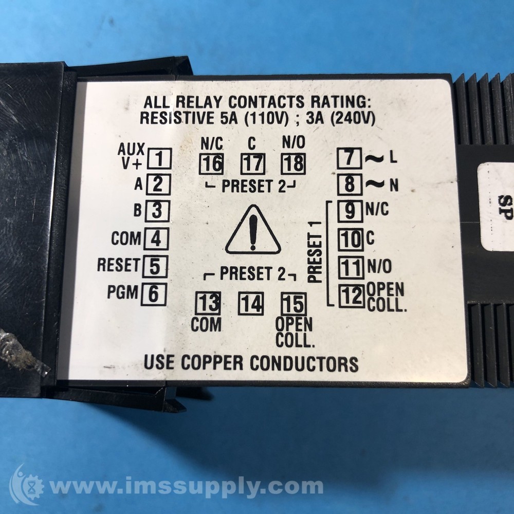 Omega DCP-21 LED Controller FNIP