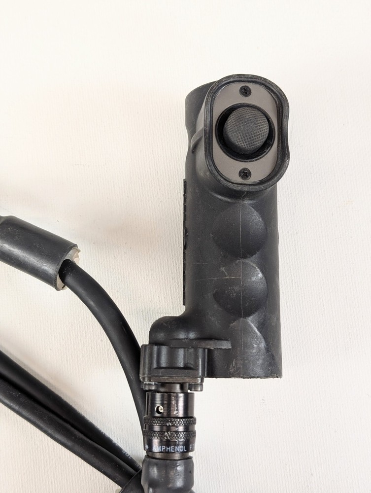 SureFire HellFighter UH-01D Light Cable Kit with Hand Grip Switch