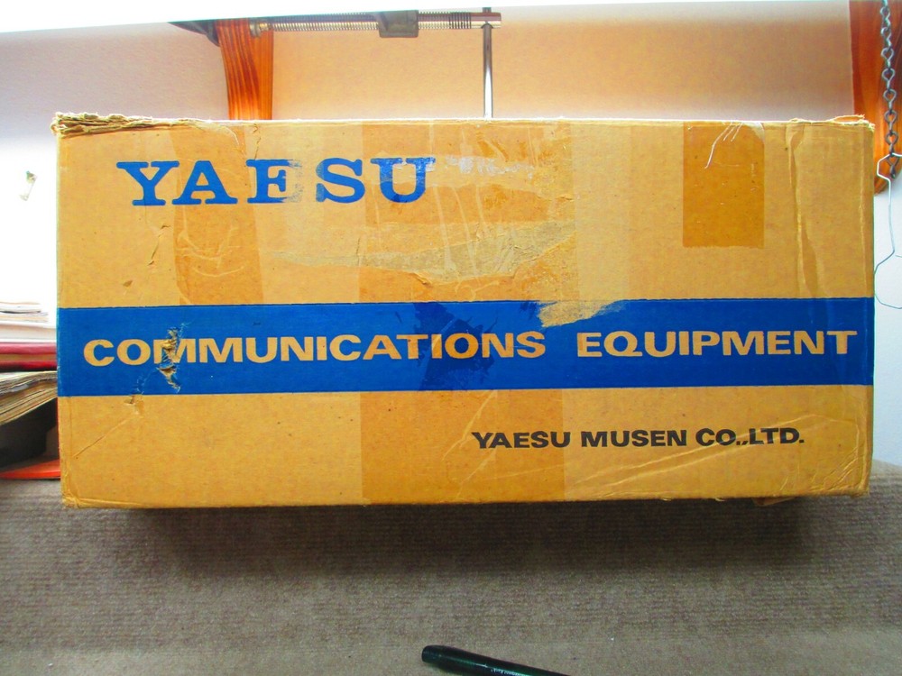 Yaesu SP-102 External Speaker BOX ONLY (missing 1 small box flap)