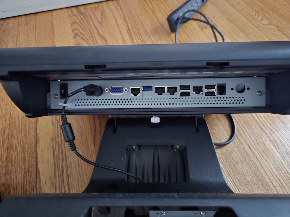 Touch Dynamic Pulse J1900 POS Windows 7 W/ Touchscreen And Card Reader