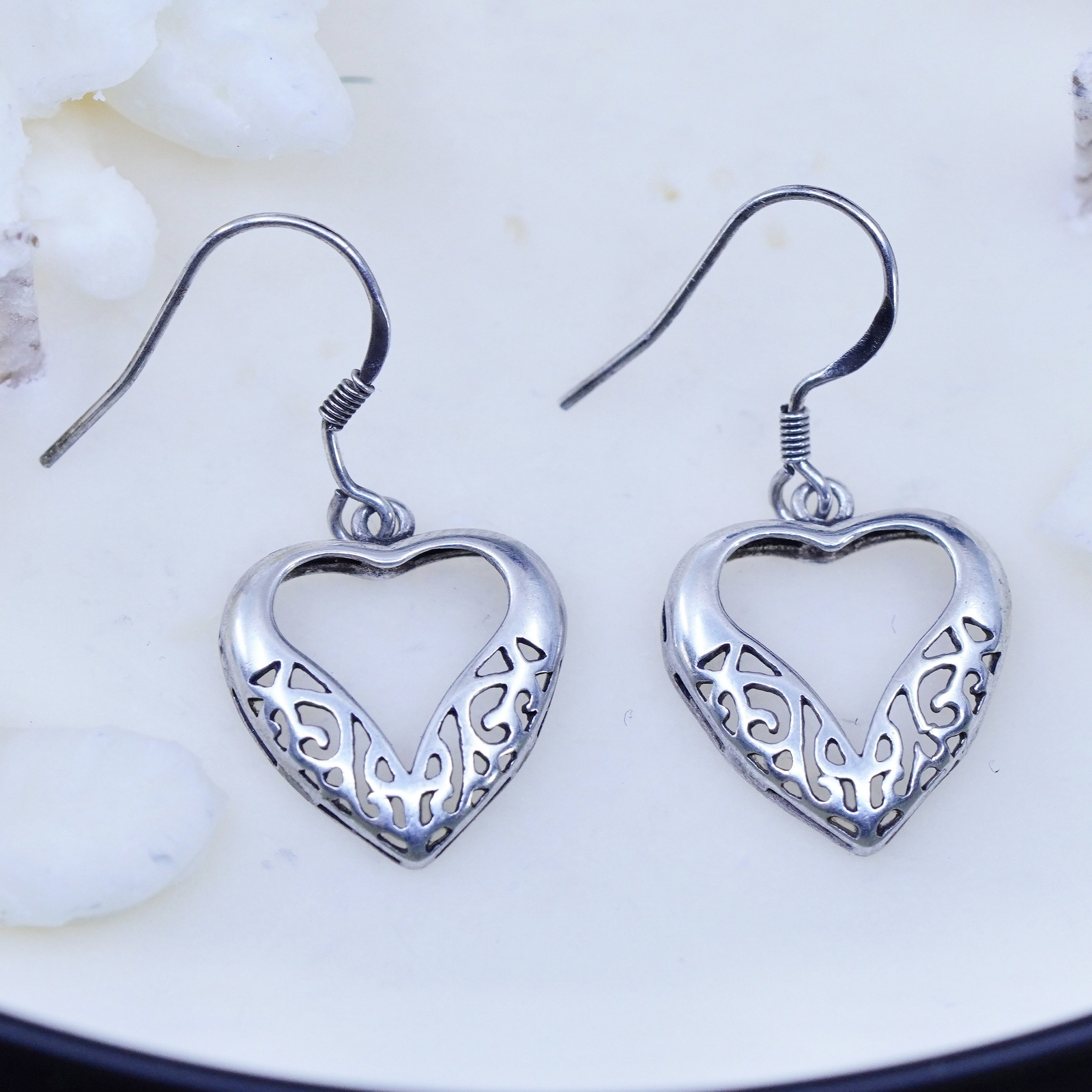 Vintage sterling silver 925 handmade earrings with filigree heart dangles