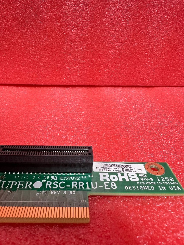Supermicro RSC-RR1U-E8 1U PCI-E x8 Riser Card Board (No Mounting Bracket)