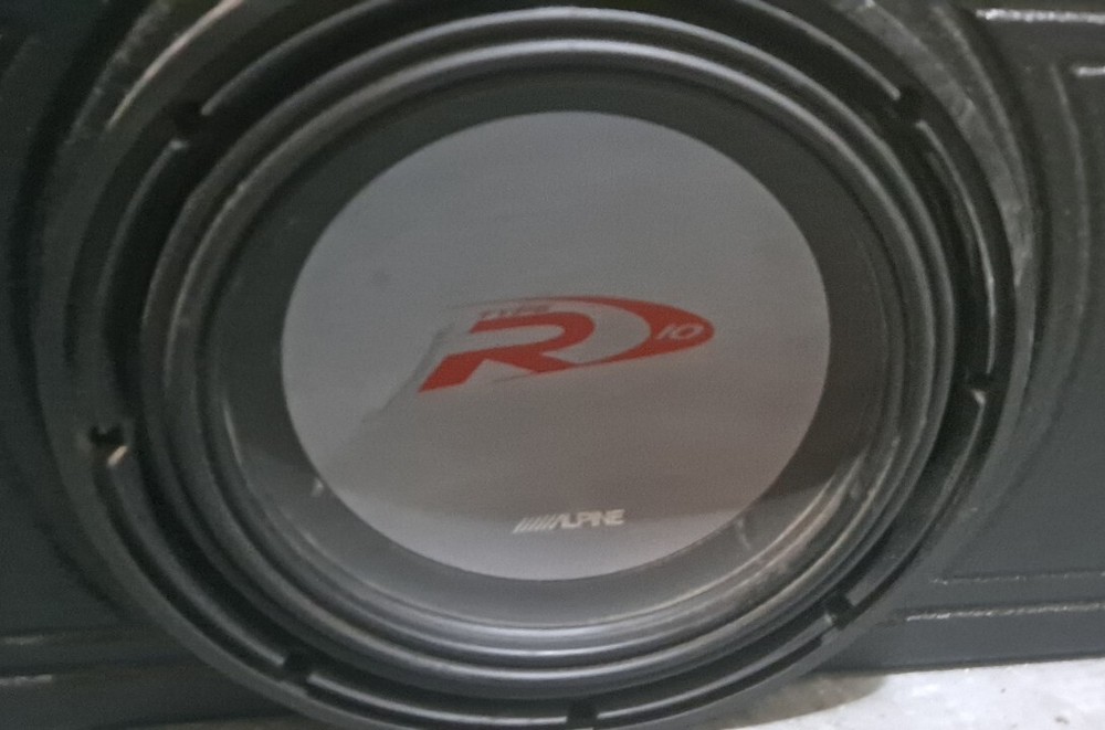 Super Bass Pro Box Model With Alpine Type R 10