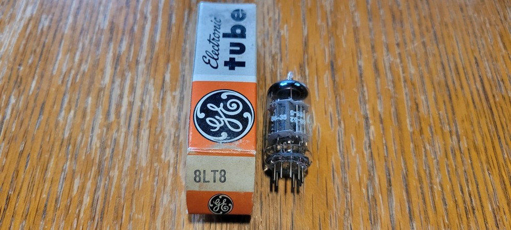 GE NOS 8LT8 Vacuum Tube Tested