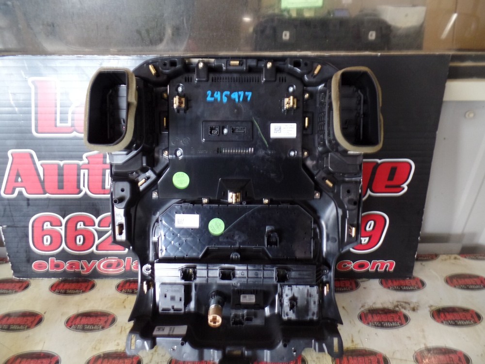 CHEVROLET SILVERADO 1500 PICKUP A/V Equipment control panel, control panel ass