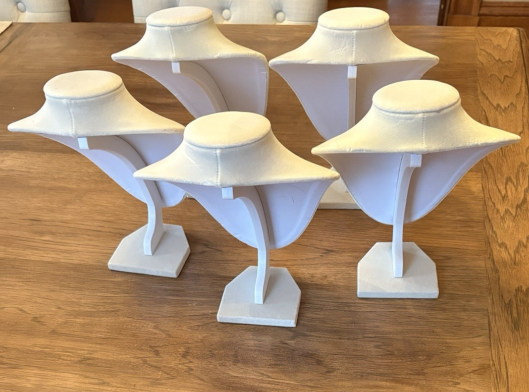 5 Piece Lot of Beige Velvet Necklace Display Stand Jewelry Bust Pendant Holder