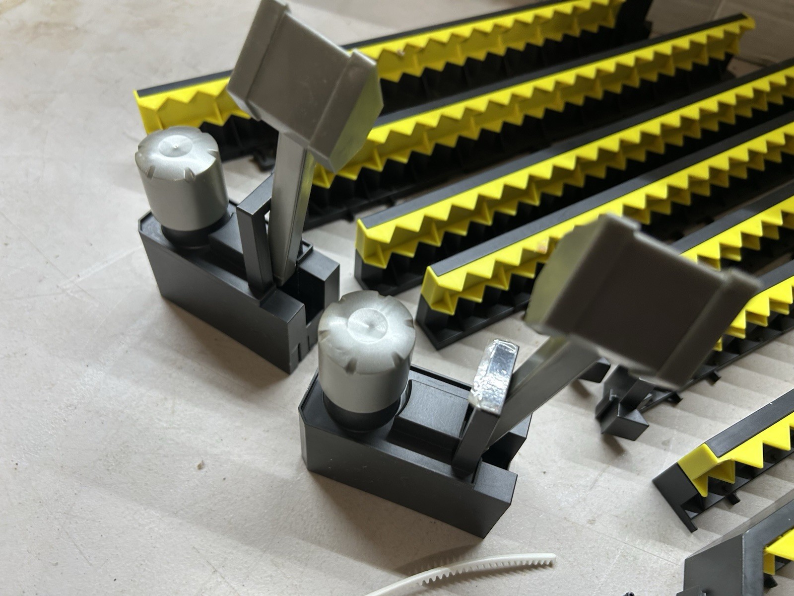 BattleBots Arena MAX Hexbug - Parts And Pieces