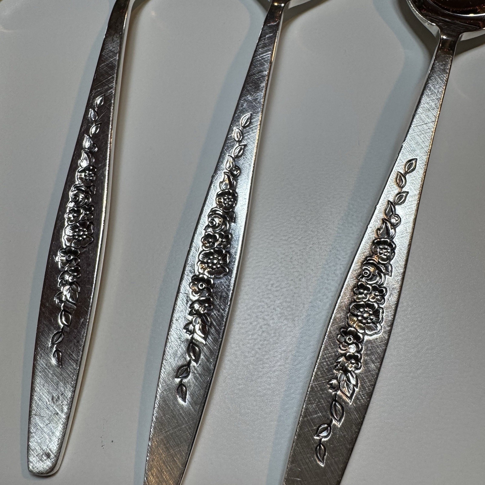 Set of 6 International Deep Silver Silverplate 1966 ~ Laurel Mist Tablespoon