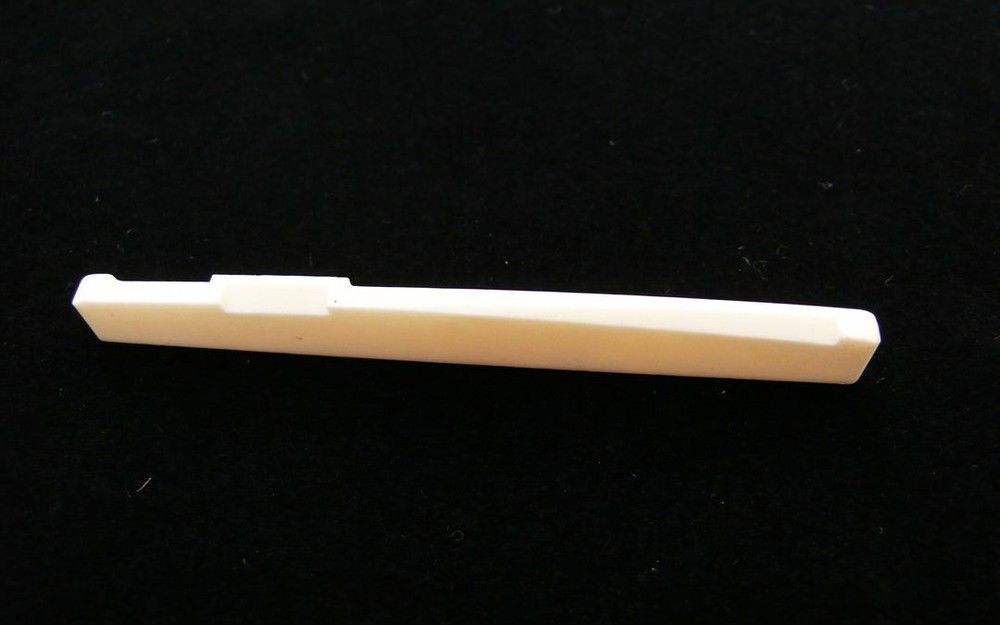 Acoustic Guitar,Slotted Bone saddle & nut 8p DJ11,14