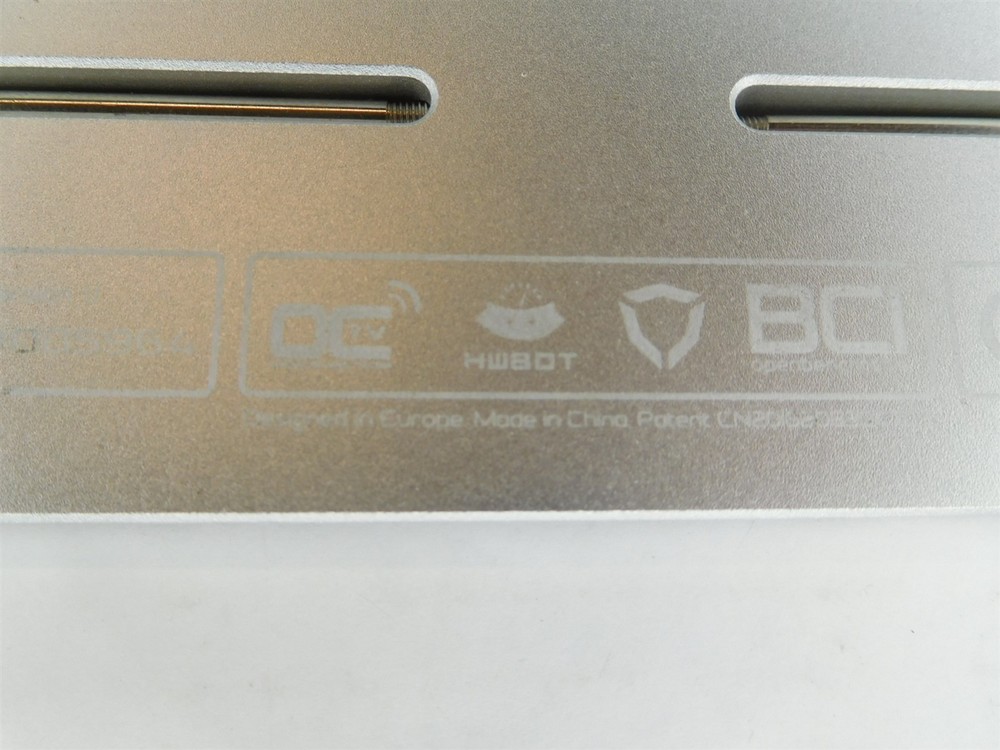 HWBOT OCTV Open Benchable Overclock Vertical Base Bench Version II (S8)
