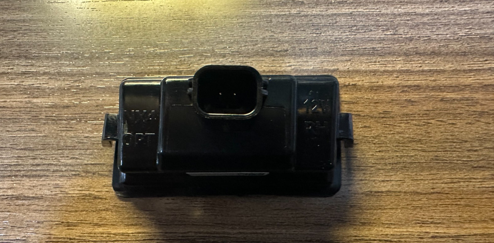 NEW OEM HYUNDAI TUCSON 2022-2026 REAR LICENSE PLATE LAMP (SINGLE LAMP)