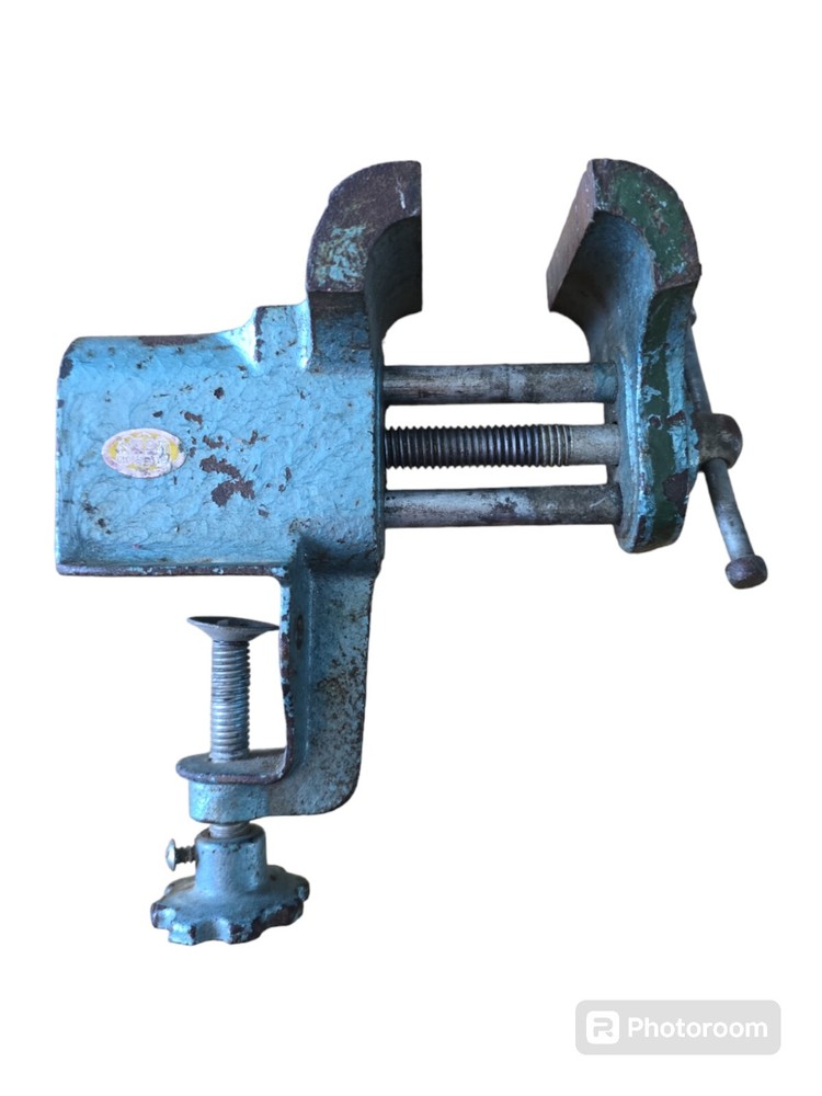 VINTAGE MINI GLOBEMASTER BENCH TABLE VISE