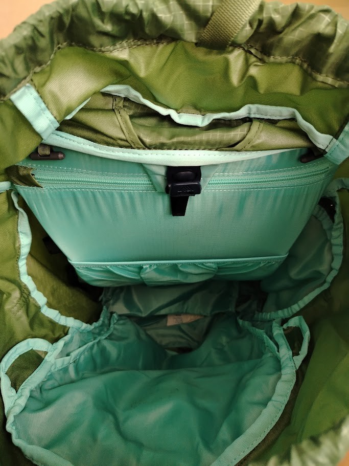 Gregory Kalmia 60L Women's Backpacking Pack Ventilated Backpanel Bladder ready