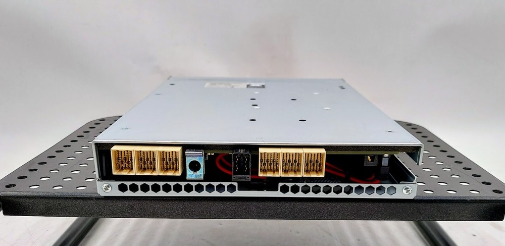 IBM 01EJ404 V7000 Node Controller w/ 4x PLRXPL-VC-SH4-C3 SFPs