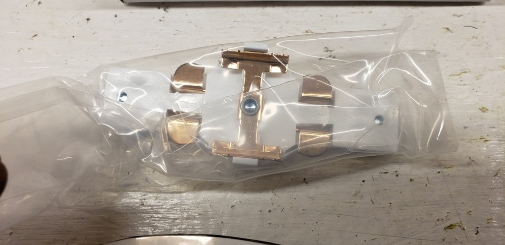 Contech LA-2-P Mini Connector White