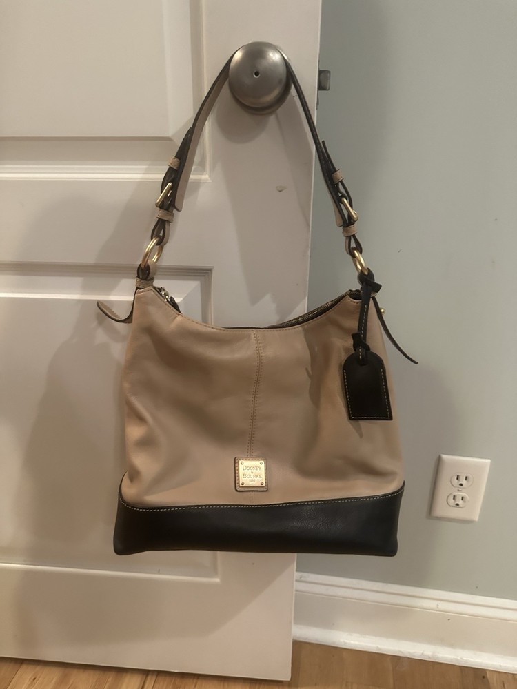 Dooney Bourke Leather Handbag