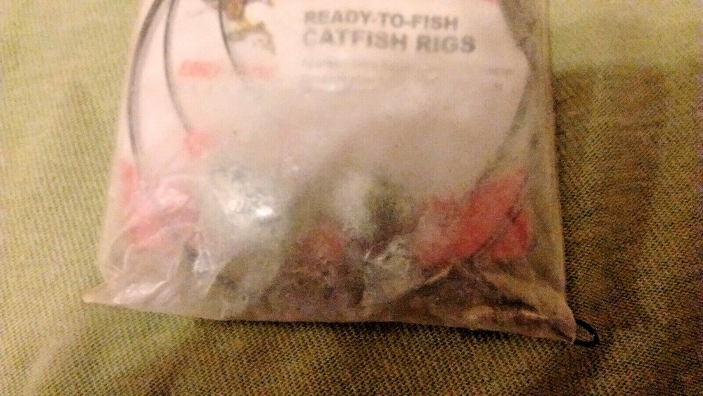 2 EAGLE CLAW CATFISH RIGS NEW 2 IN PACK CONTAINS 2 RIGS PER PACK