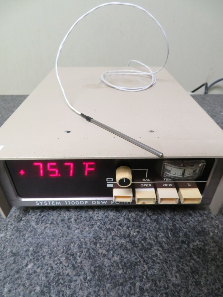 General Eastern System 1100DP with Thermocouple Dew Point Hygrometer NU69